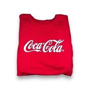 Coca-Cola Red and White Graphic Tshirt Size 2XL - "Noelle"